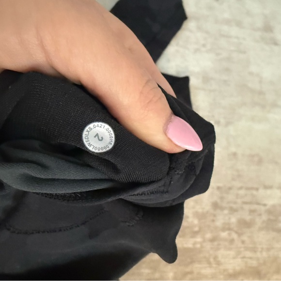 lululemon athletica Black Camo Leggings - Picture 2 of 2